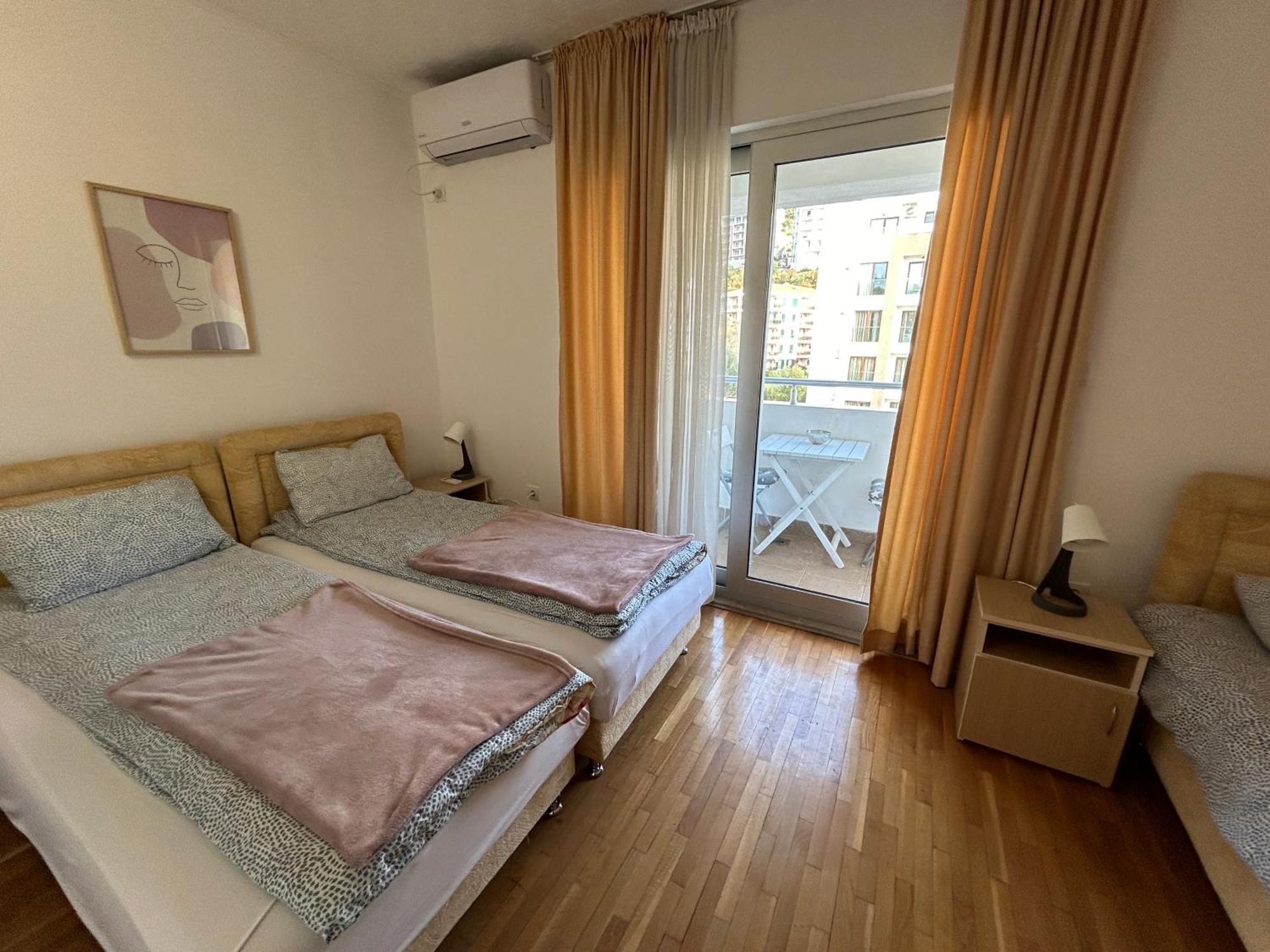 Apartments Mitende 부드바 외부 사진